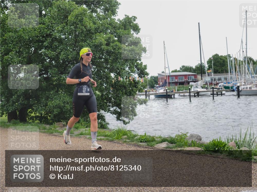 22.06.2025 - Viking Triathlon KatJ http://msf.ph/oto/8125340 22.06.2025 15:27:22 Laufen 37, 102 meine-sportfotos.de