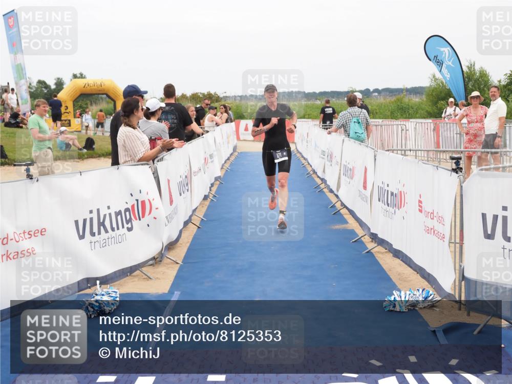 22.06.2025 - Viking Triathlon MichiJ http://msf.ph/oto/8125353 22.06.2025 15:20:27 Ziel 171 meine-sportfotos.de