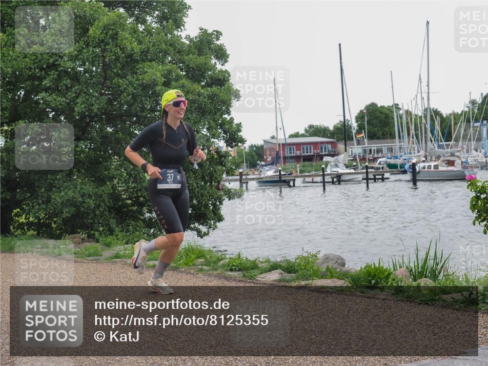 22.06.2025 - Viking Triathlon KatJ http://msf.ph/oto/8125355 22.06.2025 15:27:22 Laufen 37, 102 meine-sportfotos.de