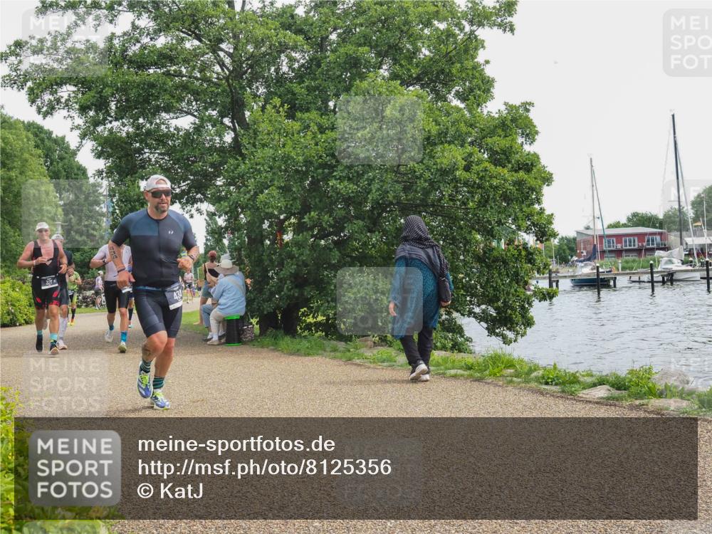 22.06.2025 - Viking Triathlon KatJ http://msf.ph/oto/8125356 22.06.2025 13:43:53 Laufen 40, 327, 434, 448 meine-sportfotos.de