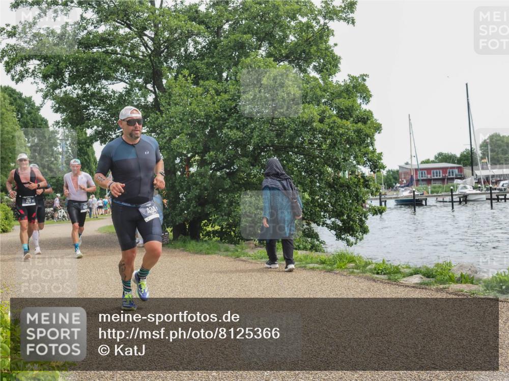 22.06.2025 - Viking Triathlon KatJ http://msf.ph/oto/8125366 22.06.2025 13:43:54 Laufen 40, 135, 327, 434, 448 meine-sportfotos.de