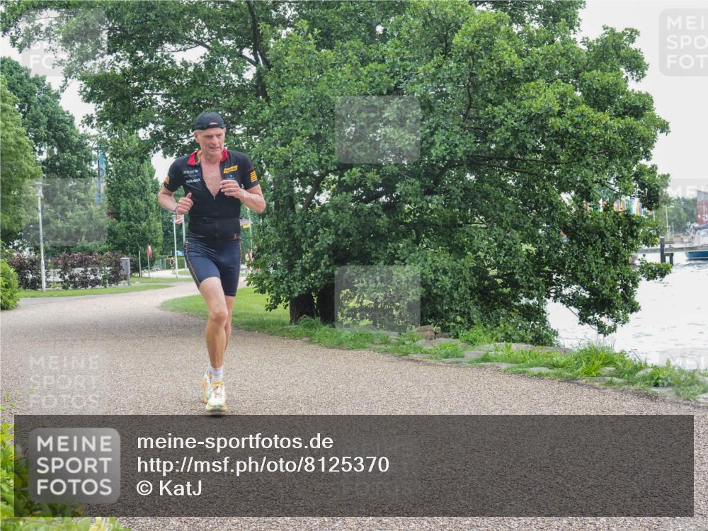 22.06.2025 - Viking Triathlon KatJ http://msf.ph/oto/8125370 22.06.2025 15:27:23 Laufen 37, 102 meine-sportfotos.de