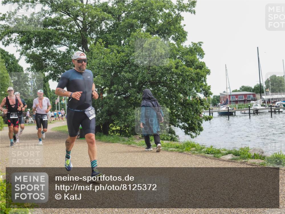 22.06.2025 - Viking Triathlon KatJ http://msf.ph/oto/8125372 22.06.2025 13:43:54 Laufen 40, 135, 327, 434, 448 meine-sportfotos.de