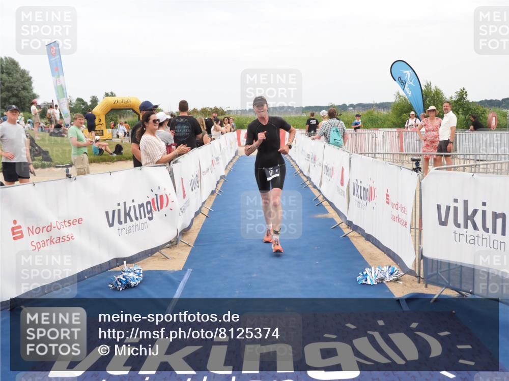 22.06.2025 - Viking Triathlon MichiJ http://msf.ph/oto/8125374 22.06.2025 15:20:28 Ziel 171 meine-sportfotos.de