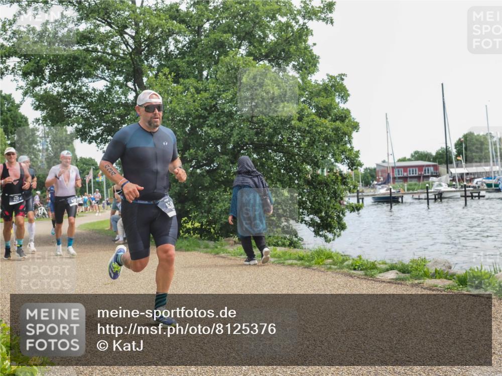 22.06.2025 - Viking Triathlon KatJ http://msf.ph/oto/8125376 22.06.2025 13:43:54 Laufen 40, 135, 327, 434, 448 meine-sportfotos.de