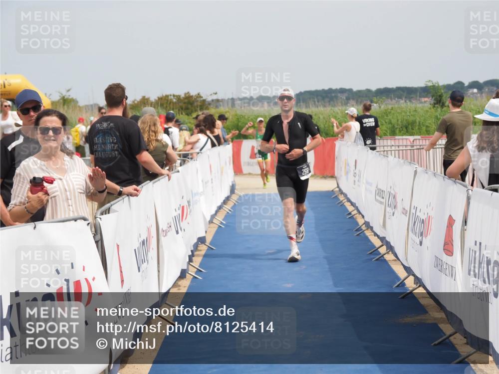 22.06.2025 - Viking Triathlon MichiJ http://msf.ph/oto/8125414 22.06.2025 15:16:27 Ziel 266 meine-sportfotos.de