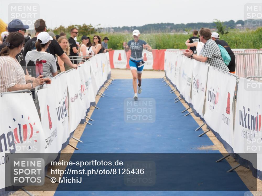 22.06.2025 - Viking Triathlon MichiJ http://msf.ph/oto/8125436 22.06.2025 15:20:47 Ziel 163 meine-sportfotos.de
