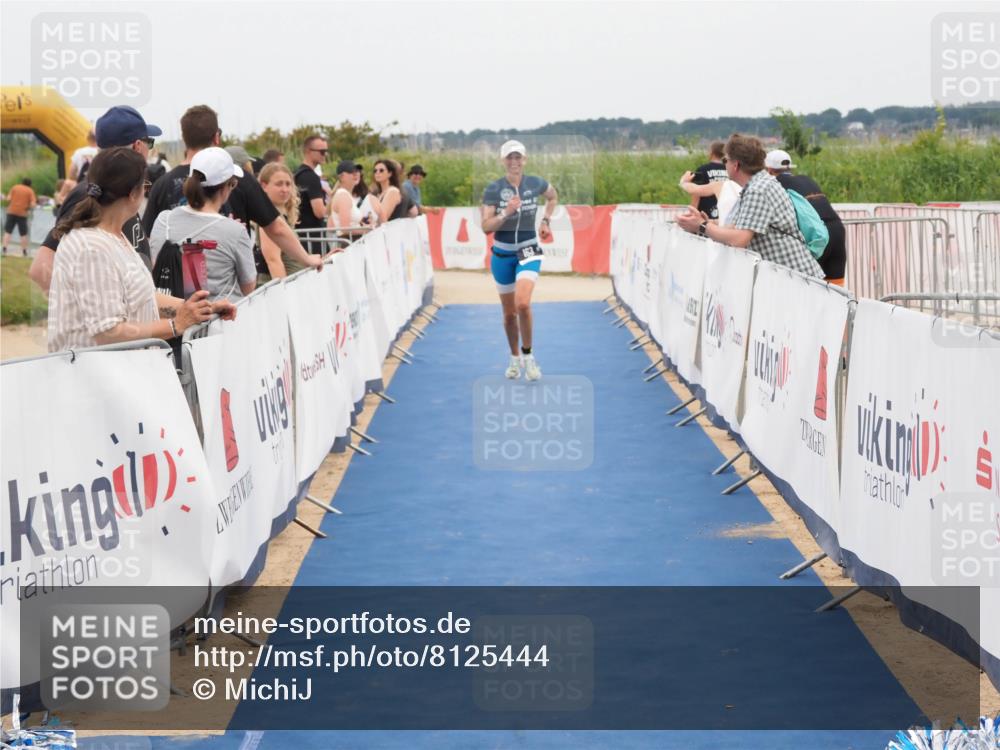 22.06.2025 - Viking Triathlon MichiJ http://msf.ph/oto/8125444 22.06.2025 15:20:47 Ziel 163 meine-sportfotos.de