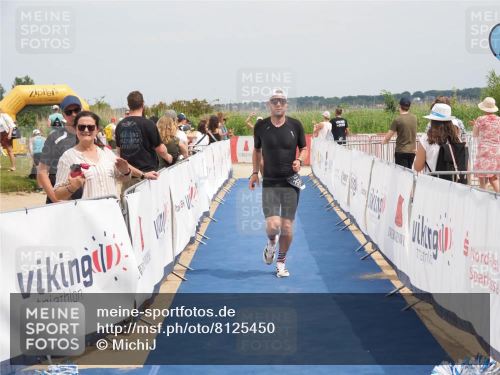 22.06.2025 - Viking Triathlon MichiJ http://msf.ph/oto/8125450 22.06.2025 15:16:28 Ziel 162, 266 meine-sportfotos.de