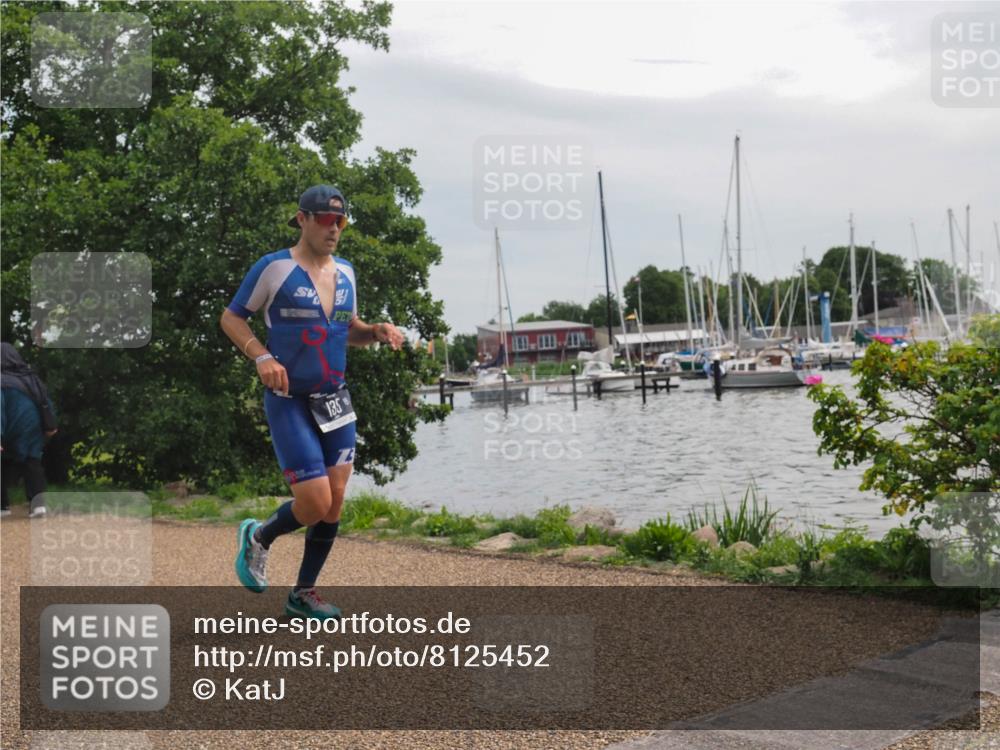 22.06.2025 - Viking Triathlon KatJ http://msf.ph/oto/8125452 22.06.2025 13:43:58 Laufen 40, 135, 261, 327, 448 meine-sportfotos.de