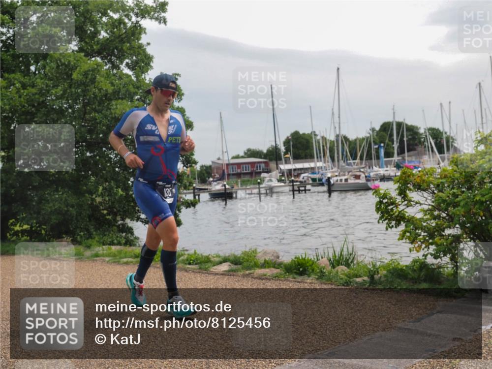 22.06.2025 - Viking Triathlon KatJ http://msf.ph/oto/8125456 22.06.2025 13:43:58 Laufen 40, 135, 261, 327, 448 meine-sportfotos.de