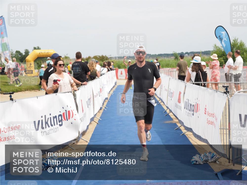 22.06.2025 - Viking Triathlon MichiJ http://msf.ph/oto/8125480 22.06.2025 15:16:29 Ziel 162, 266 meine-sportfotos.de