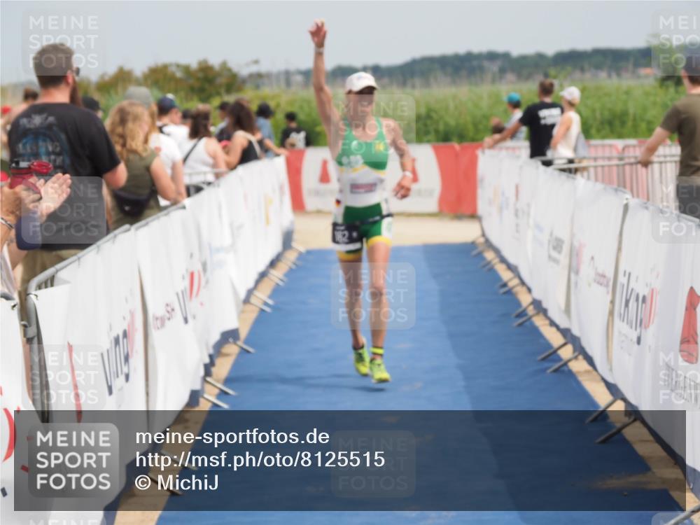 22.06.2025 - Viking Triathlon MichiJ http://msf.ph/oto/8125515 22.06.2025 15:16:32 Ziel 162, 266 meine-sportfotos.de