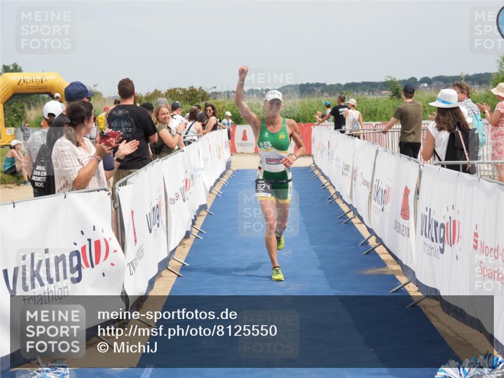 22.06.2025 - Viking Triathlon MichiJ http://msf.ph/oto/8125550 22.06.2025 15:16:33 Ziel 162, 266 meine-sportfotos.de