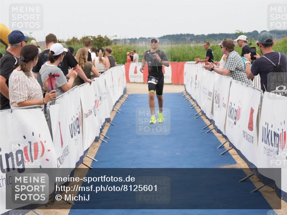 22.06.2025 - Viking Triathlon MichiJ http://msf.ph/oto/8125601 22.06.2025 15:20:59 Ziel 356 meine-sportfotos.de