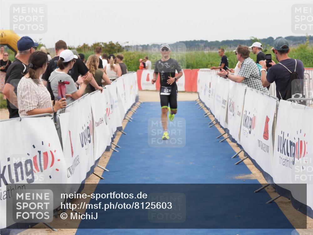 22.06.2025 - Viking Triathlon MichiJ http://msf.ph/oto/8125603 22.06.2025 15:20:59 Ziel 356 meine-sportfotos.de