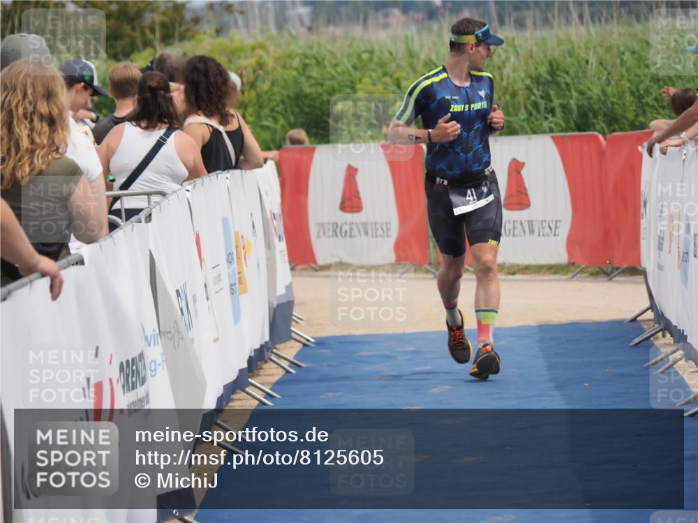 22.06.2025 - Viking Triathlon MichiJ http://msf.ph/oto/8125605 22.06.2025 15:16:45 Ziel 41 meine-sportfotos.de