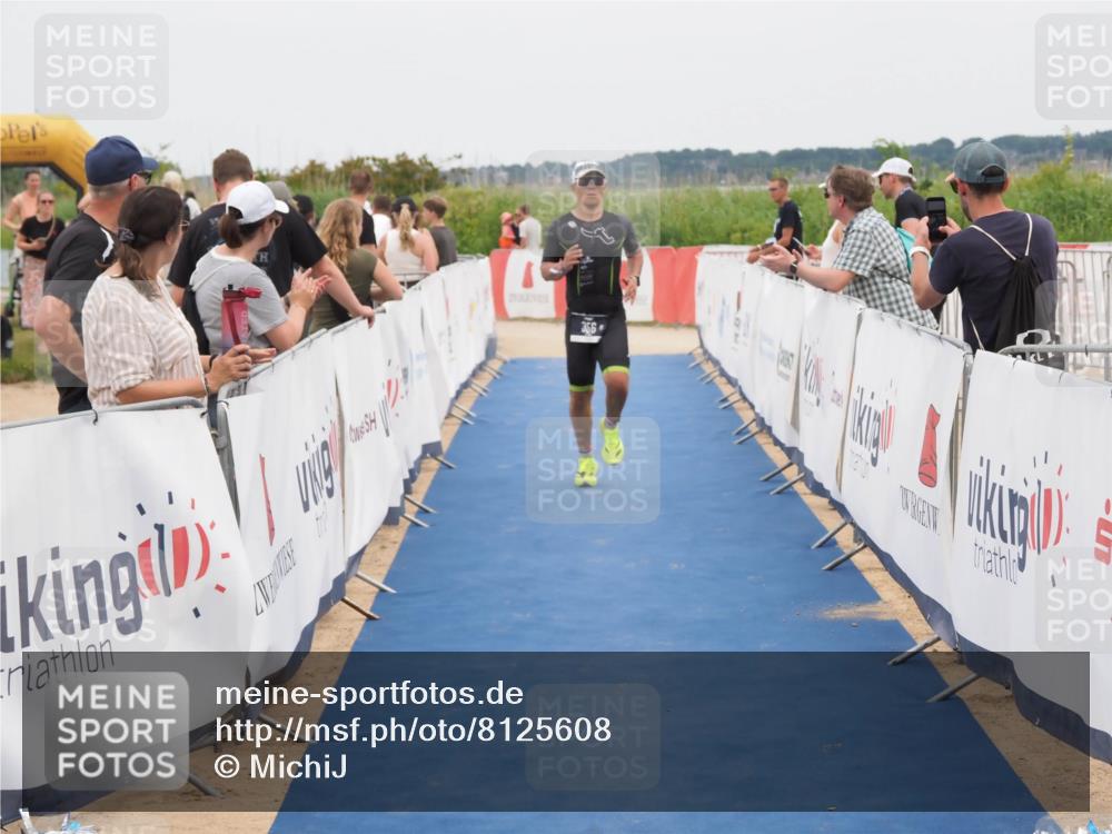 22.06.2025 - Viking Triathlon MichiJ http://msf.ph/oto/8125608 22.06.2025 15:20:59 Ziel 356 meine-sportfotos.de