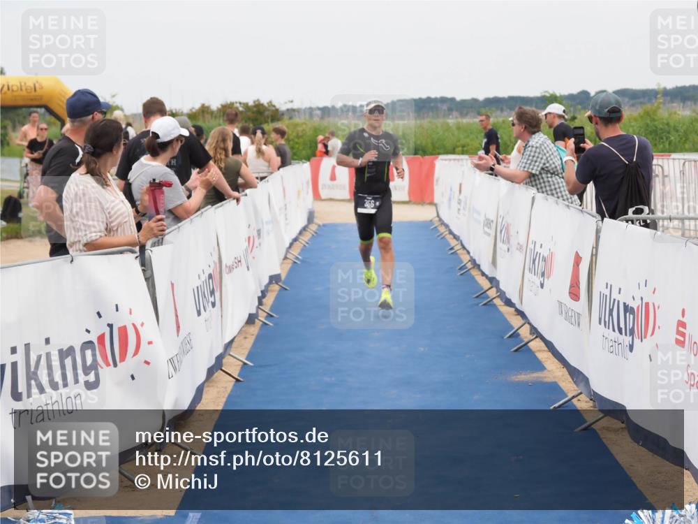 22.06.2025 - Viking Triathlon MichiJ http://msf.ph/oto/8125611 22.06.2025 15:20:59 Ziel 356 meine-sportfotos.de