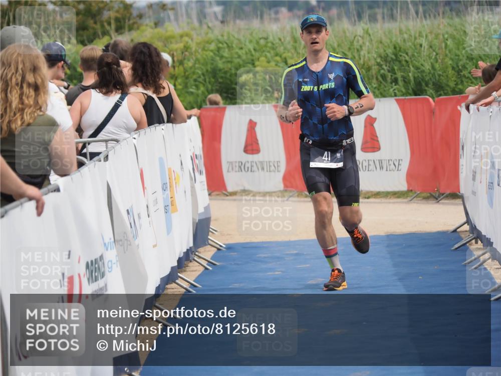 22.06.2025 - Viking Triathlon MichiJ http://msf.ph/oto/8125618 22.06.2025 15:16:45 Ziel 41 meine-sportfotos.de