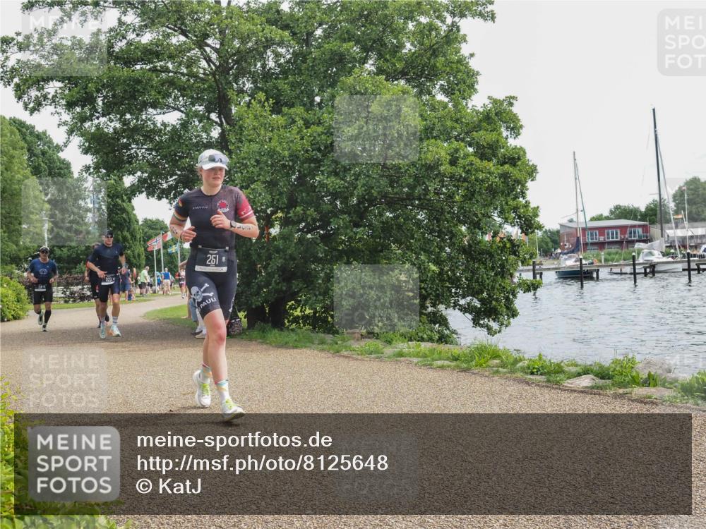 22.06.2025 - Viking Triathlon KatJ http://msf.ph/oto/8125648 22.06.2025 13:44:38 Laufen 251, 323 meine-sportfotos.de