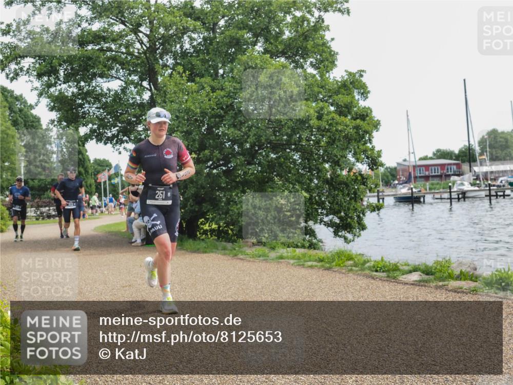 22.06.2025 - Viking Triathlon KatJ http://msf.ph/oto/8125653 22.06.2025 13:44:38 Laufen 251, 323 meine-sportfotos.de