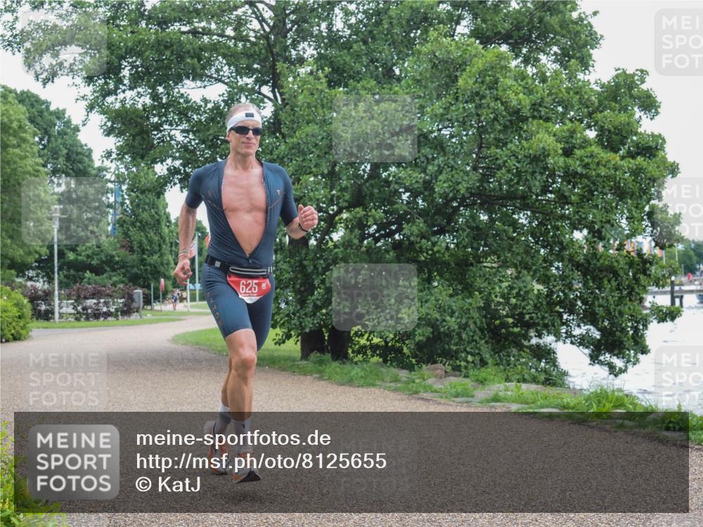 22.06.2025 - Viking Triathlon KatJ http://msf.ph/oto/8125655 22.06.2025 15:27:57 Laufen 625 meine-sportfotos.de