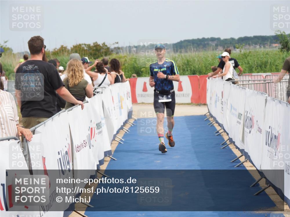 22.06.2025 - Viking Triathlon MichiJ http://msf.ph/oto/8125659 22.06.2025 15:16:47 Ziel 41 meine-sportfotos.de
