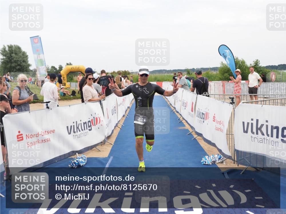 22.06.2025 - Viking Triathlon MichiJ http://msf.ph/oto/8125670 22.06.2025 15:21:01 Ziel 356 meine-sportfotos.de