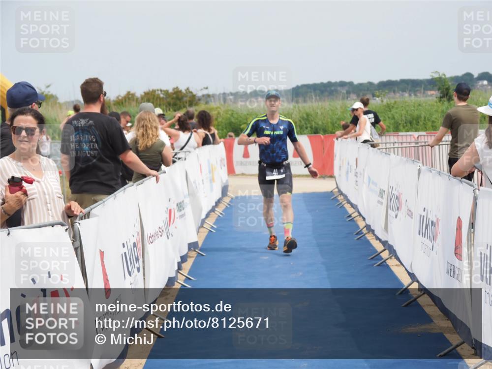 22.06.2025 - Viking Triathlon MichiJ http://msf.ph/oto/8125671 22.06.2025 15:16:47 Ziel 41 meine-sportfotos.de