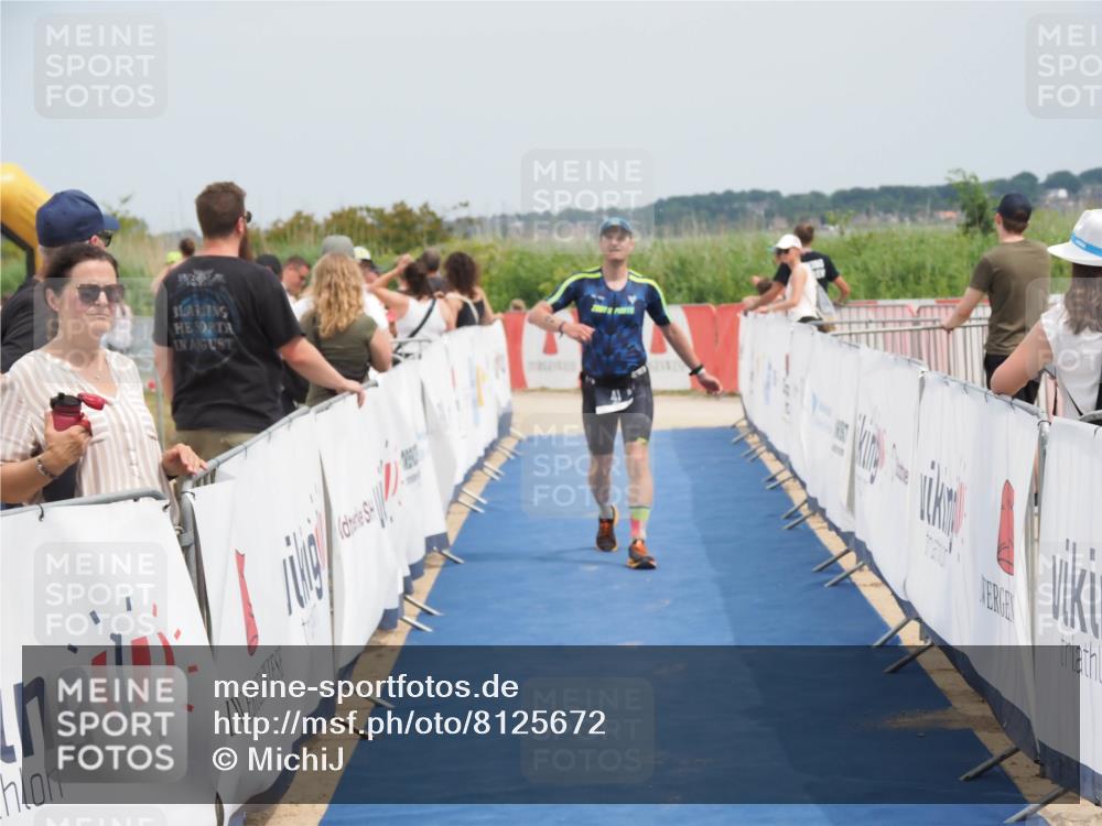 22.06.2025 - Viking Triathlon MichiJ http://msf.ph/oto/8125672 22.06.2025 15:16:47 Ziel 41 meine-sportfotos.de
