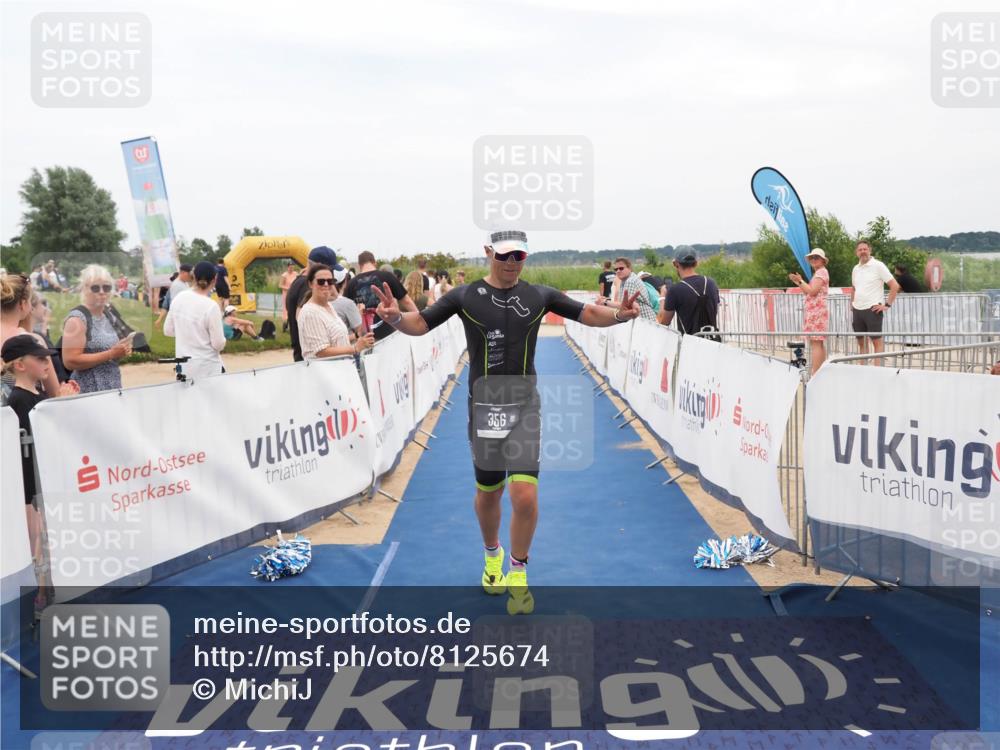 22.06.2025 - Viking Triathlon MichiJ http://msf.ph/oto/8125674 22.06.2025 15:21:01 Ziel 356 meine-sportfotos.de