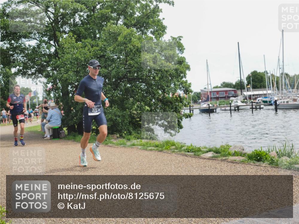 22.06.2025 - Viking Triathlon KatJ http://msf.ph/oto/8125675 22.06.2025 13:44:40 Laufen 214, 251, 323, 621 meine-sportfotos.de