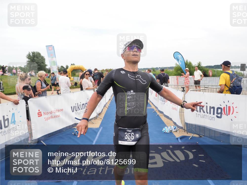 22.06.2025 - Viking Triathlon MichiJ http://msf.ph/oto/8125699 22.06.2025 15:21:02 Ziel 356 meine-sportfotos.de