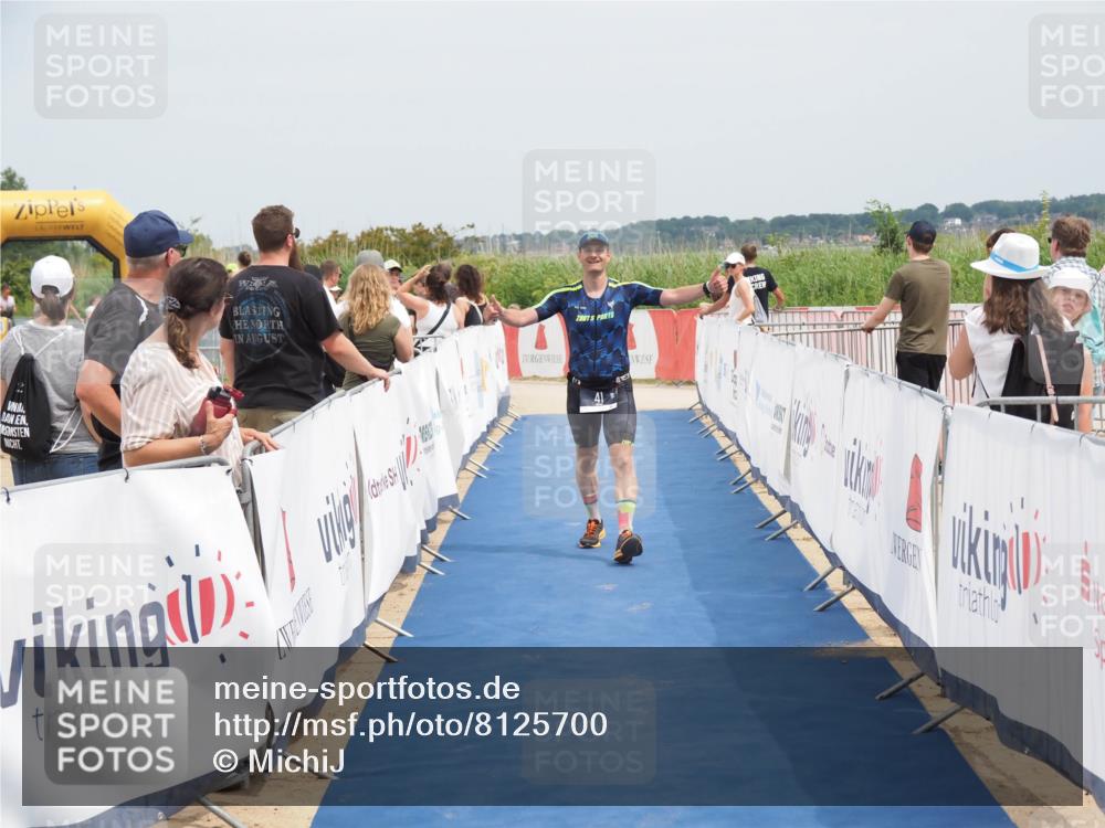 22.06.2025 - Viking Triathlon MichiJ http://msf.ph/oto/8125700 22.06.2025 15:16:48 Ziel 41 meine-sportfotos.de