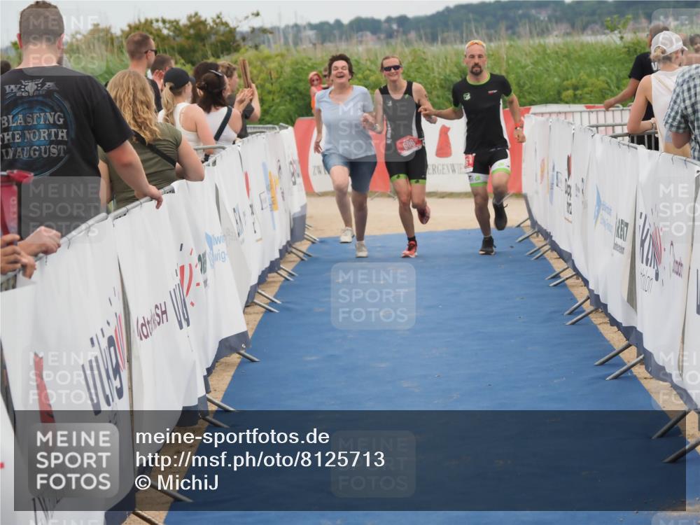 22.06.2025 - Viking Triathlon MichiJ http://msf.ph/oto/8125713 22.06.2025 15:21:31 Ziel 606 meine-sportfotos.de