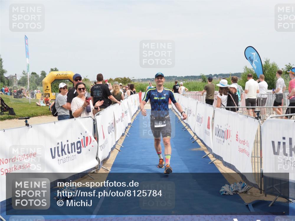 22.06.2025 - Viking Triathlon MichiJ http://msf.ph/oto/8125784 22.06.2025 15:16:51 Ziel 41, 390 meine-sportfotos.de