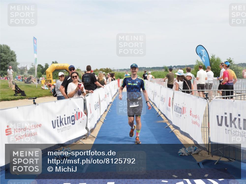 22.06.2025 - Viking Triathlon MichiJ http://msf.ph/oto/8125792 22.06.2025 15:16:51 Ziel 41, 390 meine-sportfotos.de