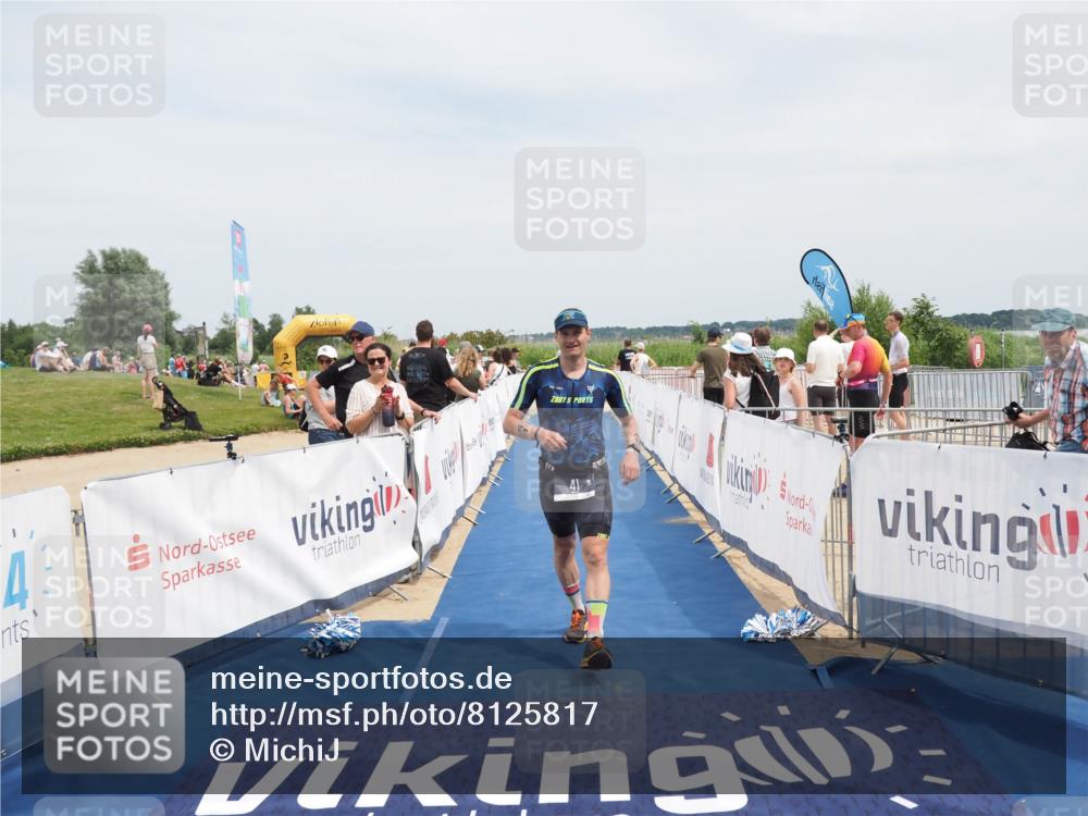 22.06.2025 - Viking Triathlon MichiJ http://msf.ph/oto/8125817 22.06.2025 15:16:52 Ziel 41, 390 meine-sportfotos.de