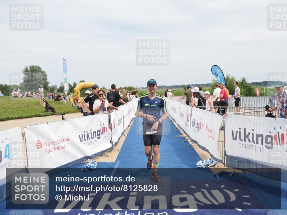 22.06.2025 - Viking Triathlon MichiJ http://msf.ph/oto/8125828 22.06.2025 15:16:52 Ziel 41, 390 meine-sportfotos.de