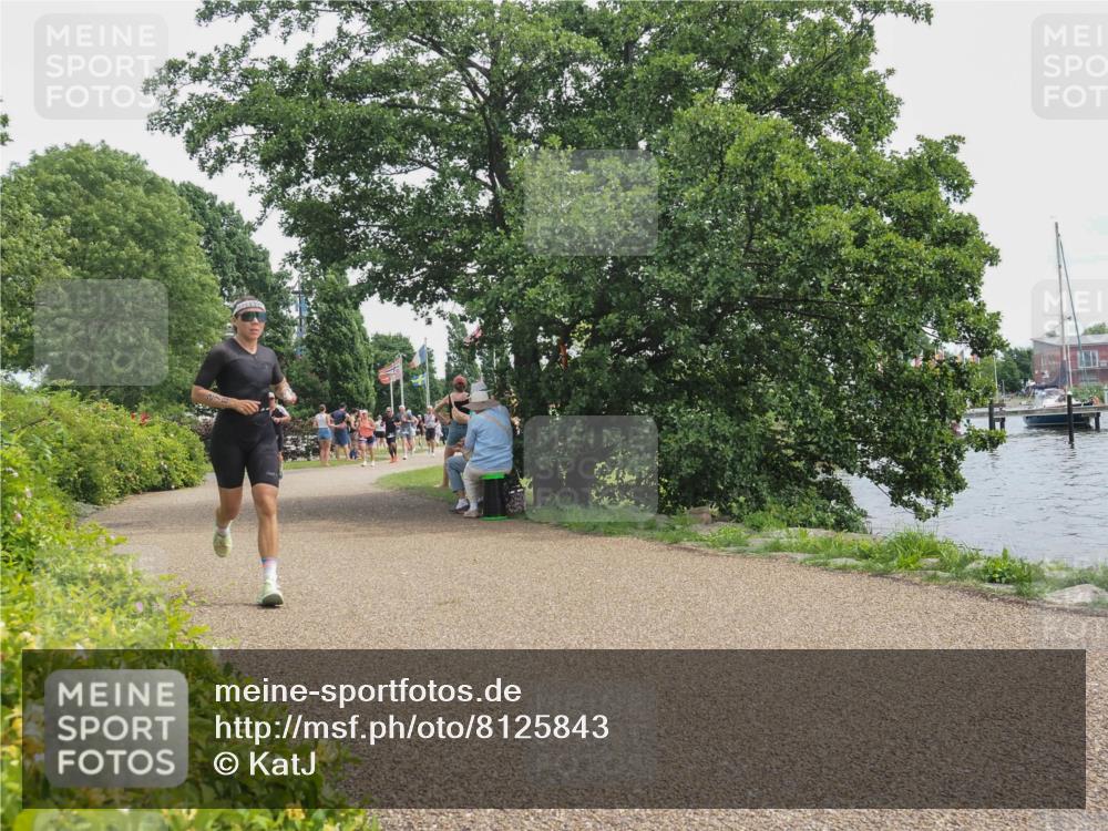 22.06.2025 - Viking Triathlon KatJ http://msf.ph/oto/8125843 22.06.2025 13:45:05 Laufen 278 meine-sportfotos.de