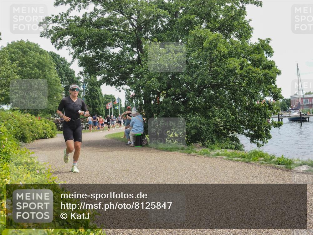 22.06.2025 - Viking Triathlon KatJ http://msf.ph/oto/8125847 22.06.2025 13:45:05 Laufen 278 meine-sportfotos.de