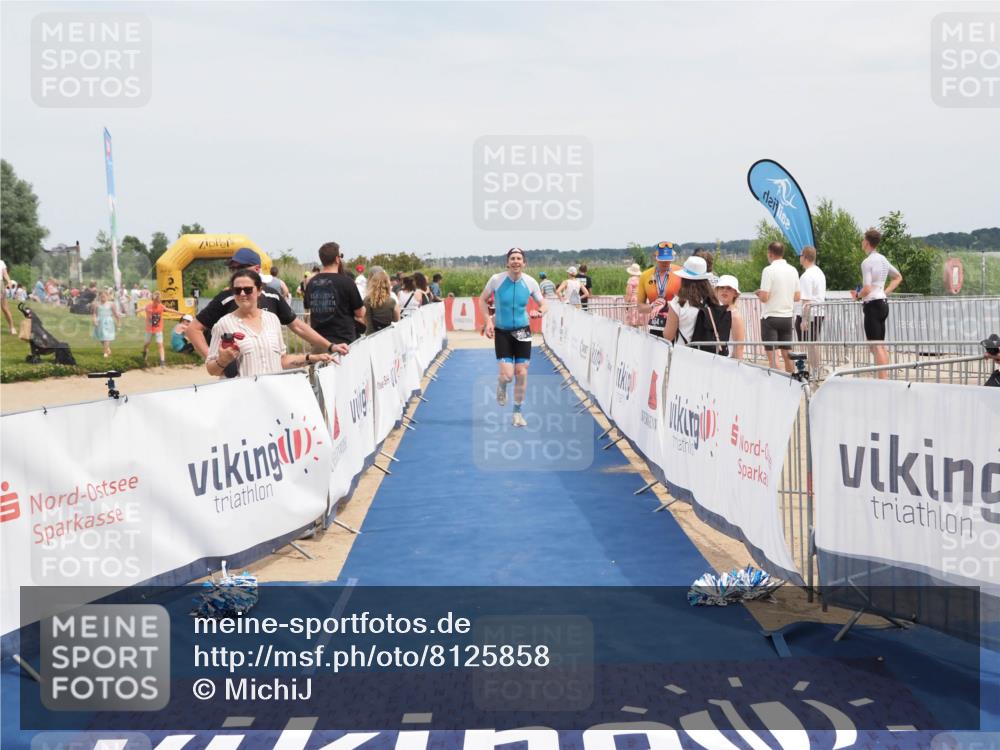 22.06.2025 - Viking Triathlon MichiJ http://msf.ph/oto/8125858 22.06.2025 15:16:56 Ziel 41, 390 meine-sportfotos.de