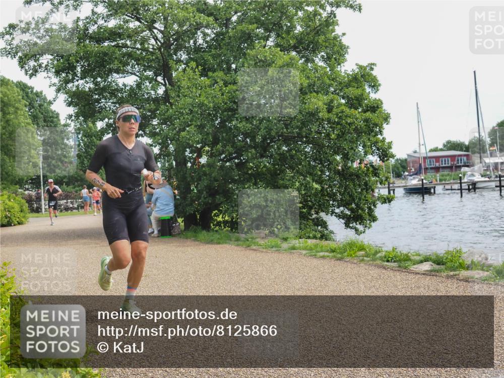 22.06.2025 - Viking Triathlon KatJ http://msf.ph/oto/8125866 22.06.2025 13:45:06 Laufen 278 meine-sportfotos.de