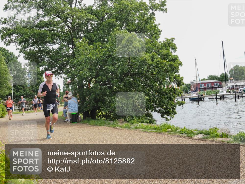 22.06.2025 - Viking Triathlon KatJ http://msf.ph/oto/8125882 22.06.2025 13:45:11 Laufen 207 meine-sportfotos.de