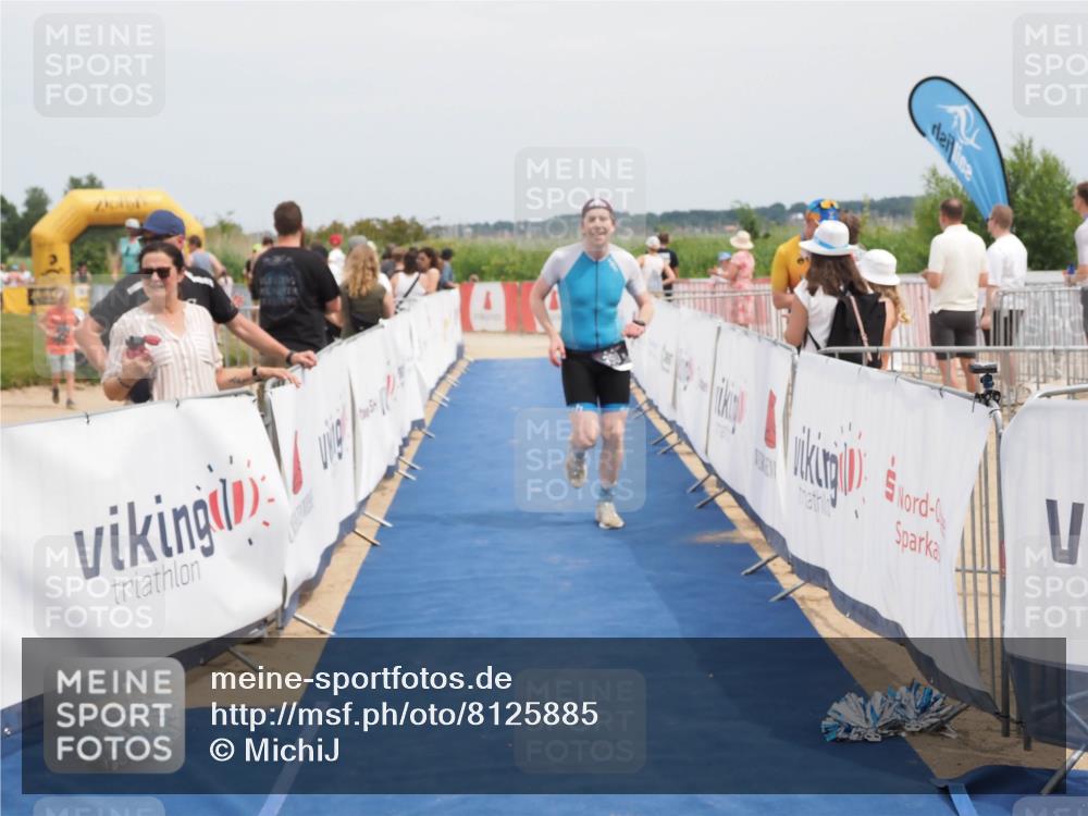 22.06.2025 - Viking Triathlon MichiJ http://msf.ph/oto/8125885 22.06.2025 15:16:57 Ziel 390 meine-sportfotos.de