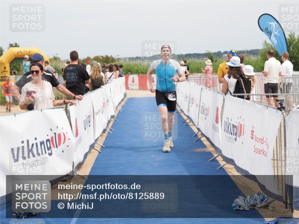 22.06.2025 - Viking Triathlon MichiJ http://msf.ph/oto/8125889 22.06.2025 15:16:57 Ziel 390 meine-sportfotos.de
