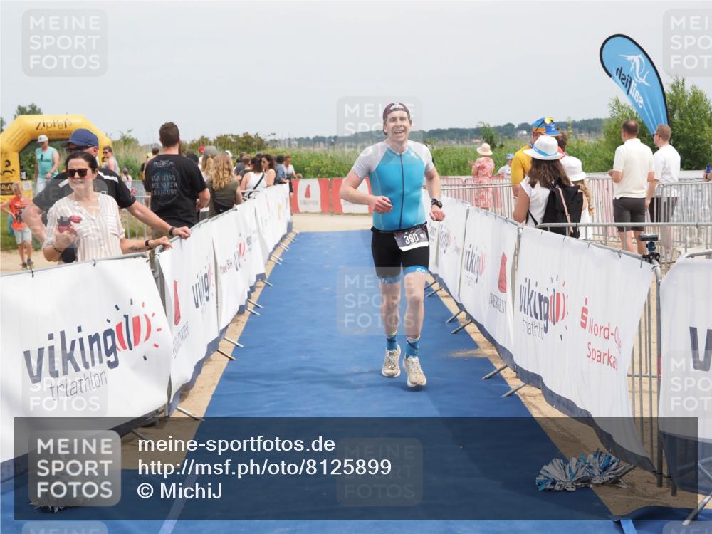 22.06.2025 - Viking Triathlon MichiJ http://msf.ph/oto/8125899 22.06.2025 15:16:57 Ziel 390 meine-sportfotos.de