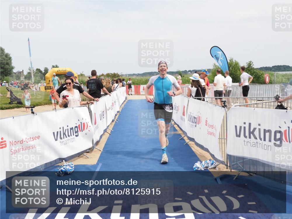 22.06.2025 - Viking Triathlon MichiJ http://msf.ph/oto/8125915 22.06.2025 15:16:58 Ziel 390 meine-sportfotos.de