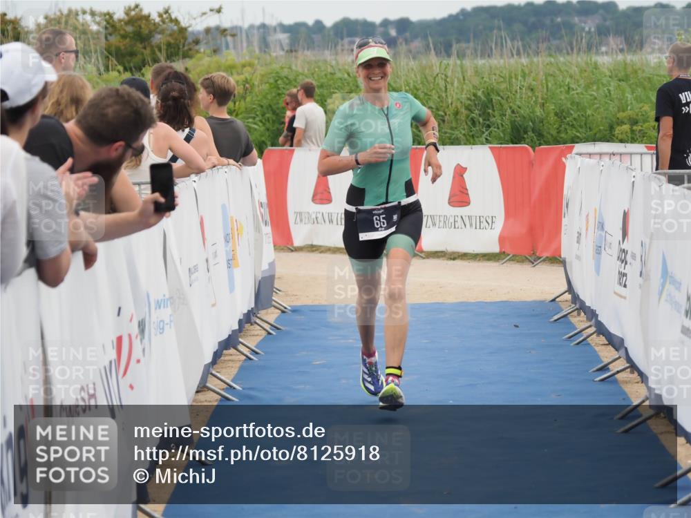 22.06.2025 - Viking Triathlon MichiJ http://msf.ph/oto/8125918 22.06.2025 15:22:20 Ziel 65 meine-sportfotos.de